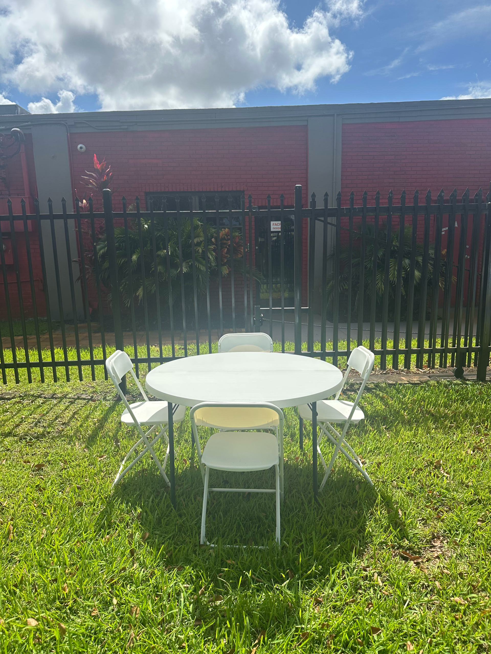 Suzie Rental