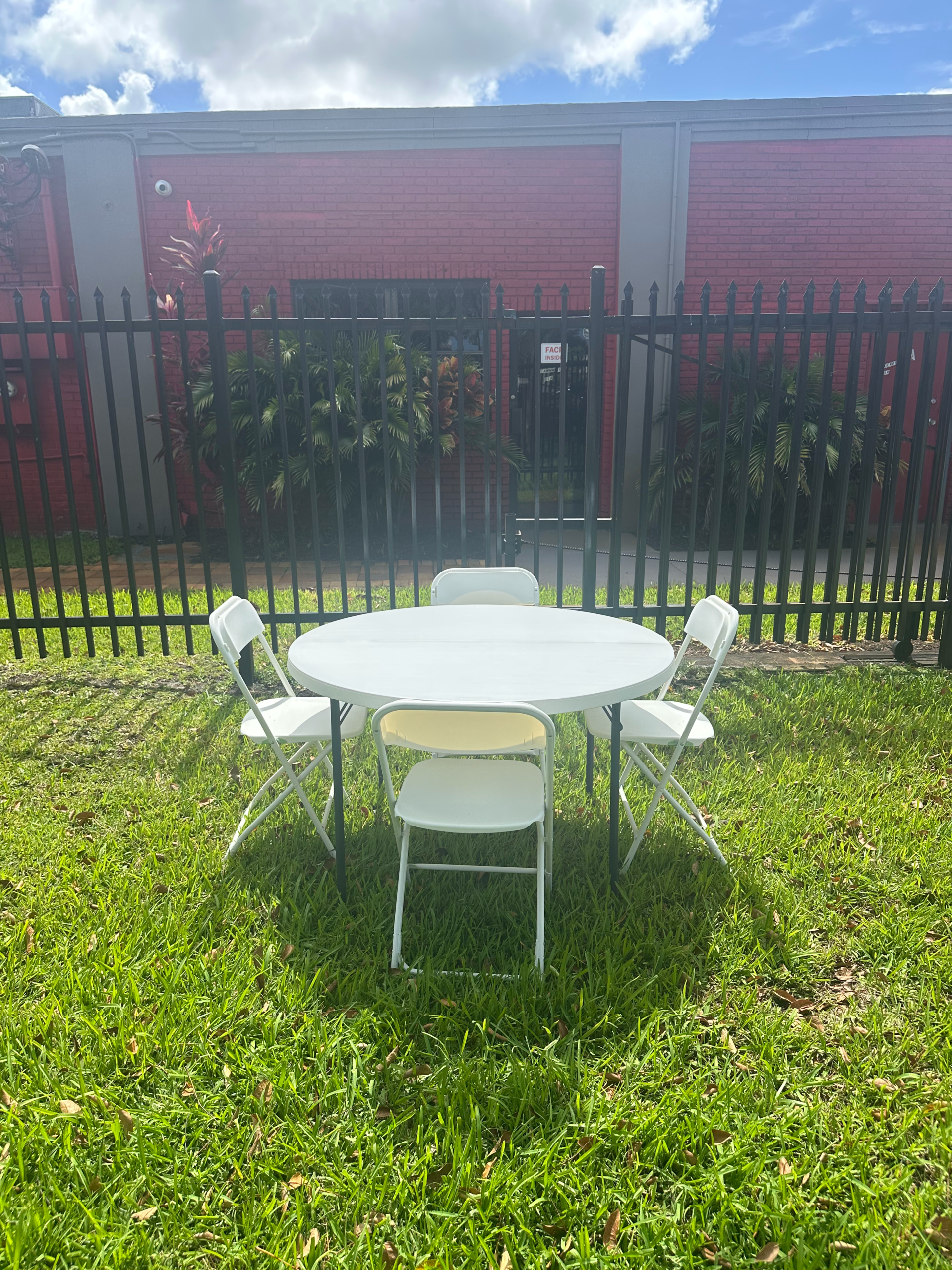 Suzie Rental